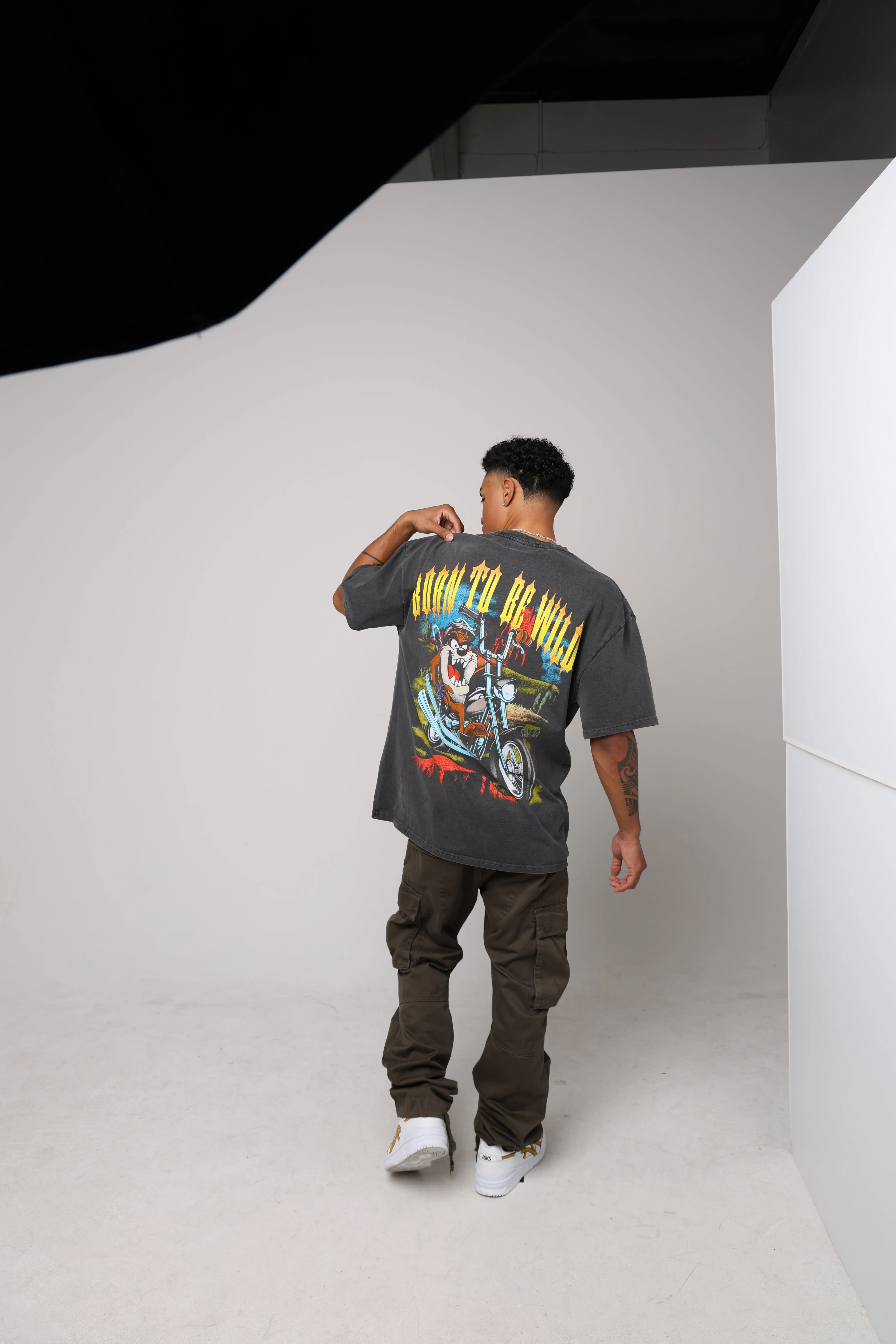 American Thrift X Looney Tunes Taz Motorcycles Heavyweight Vintage T-Shirt Black Wash