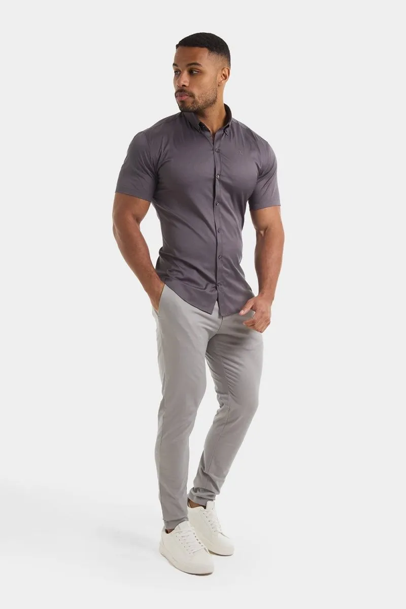 Athletic Fit Short Sleeve Signature Shirt in Grey