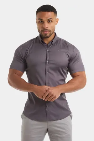 Athletic Fit Short Sleeve Signature Shirt in Grey