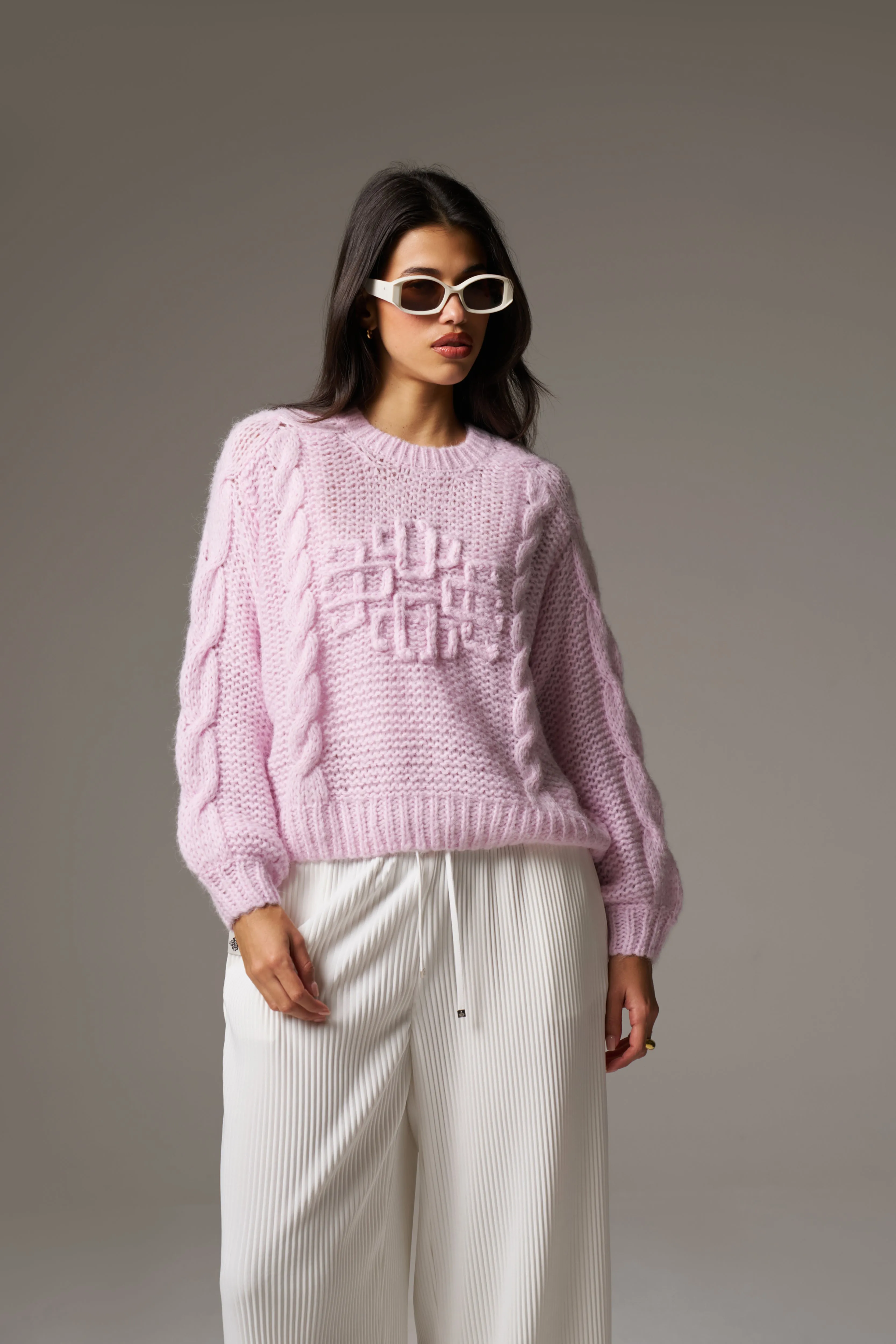 EMBLEM PLAITED OVERSIZED KNIT JUMPER - PINK