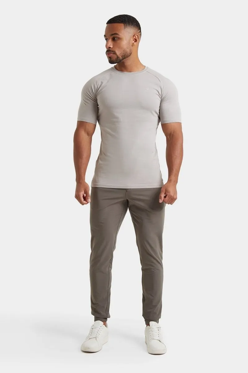 Everyday Tech Pants in Olive