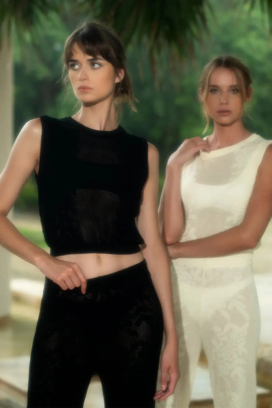 FIRENZE BLACK CROP TOP