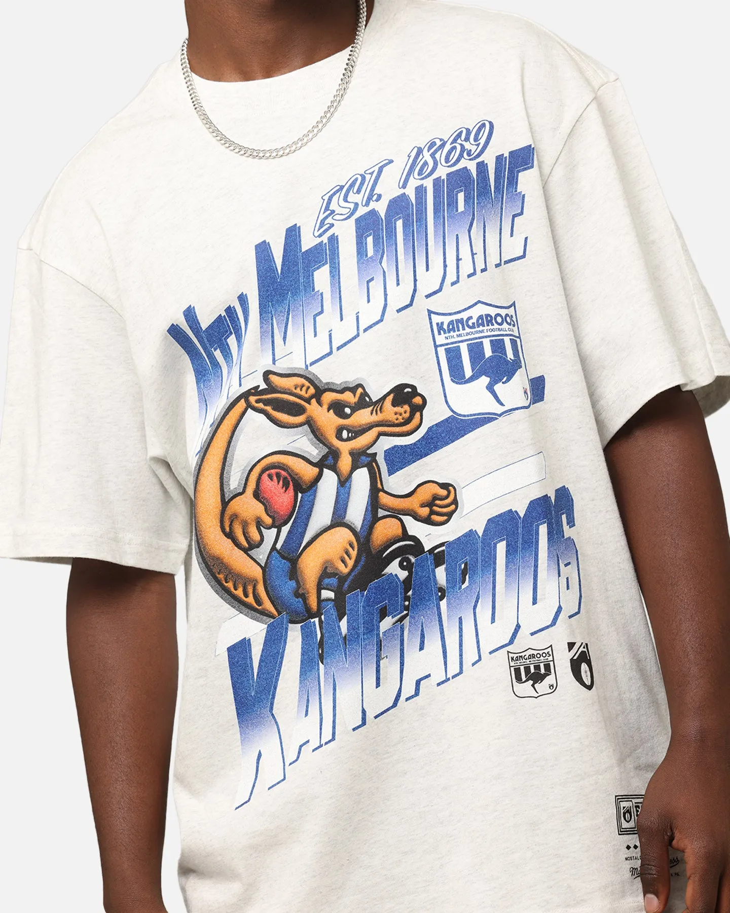 Mitchell & Ness North Melbourne Kangaroos Mascot Character T-Shirt Silver Marle