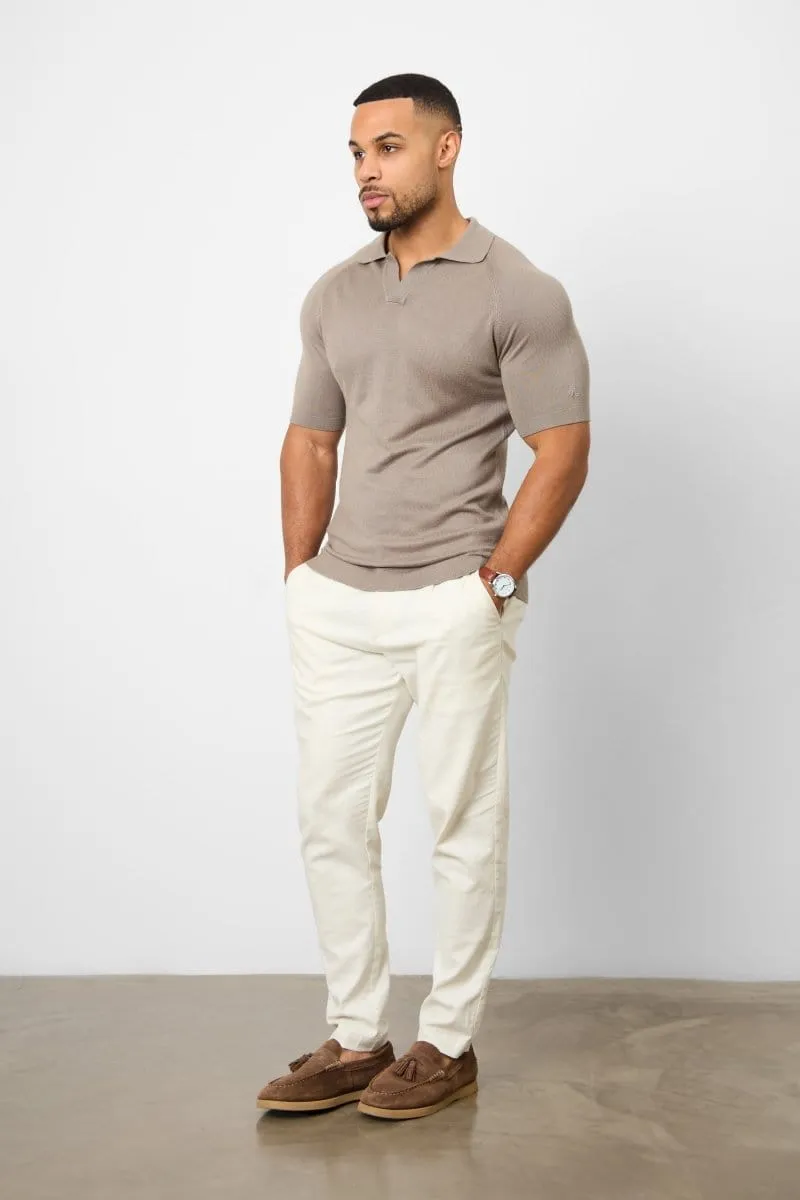 Textured Open Collar Knitted Polo Shirt in Mole