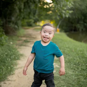 Toddler Crew Neck Tee in Loch